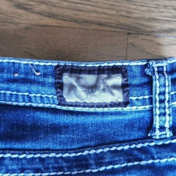 Earl Denim Shorts Rhinestones Faded 6 - Picture 8 of 8